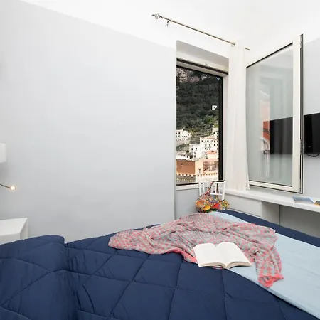 Vittoria House Centro Storico אמאלפי